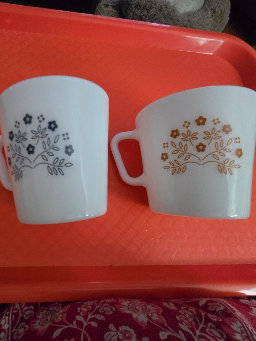 vintage Pyrex milk glass mugs set of two
